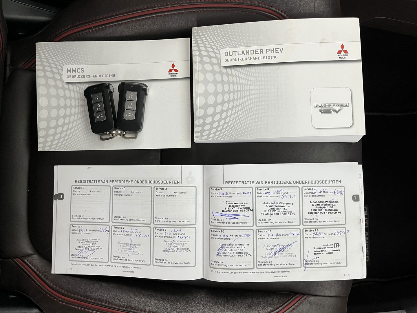 Mitsubishi Outlander 2.0 PHEV Instyle ( Plug-In ) Aut *BROWN-FULL-LEATHER | LED-LIGHTS | NAVI-FULLMAP | KEYLESS | CAMERA | HEATED-COMFORTSEATS | ECC | SHIFT-PADDLES | PDC | CRUISE | PRIVACY-GLASS | DAB | TOWBAR | 18''ALU *