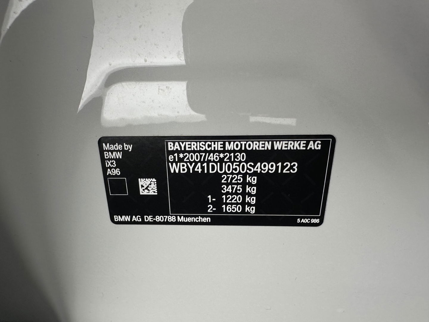 BMW iX3 M-Sportpack High Executive 80 kWh [3-Fase] {SOH-98%} (INCL-BTW) *PANO | LUXURY-LEATHER | HEAD-UP | ADAPTIVE-CRUISE | HEATED-SPORTSEATS | KEYLESS | SHIFT-PADDLES | AMBIENT-LIGHT | BLIND-SPOT | FULL-LED |  MEMORY-PACK | DIGI-COCKPIT | NAVI-FULLMA