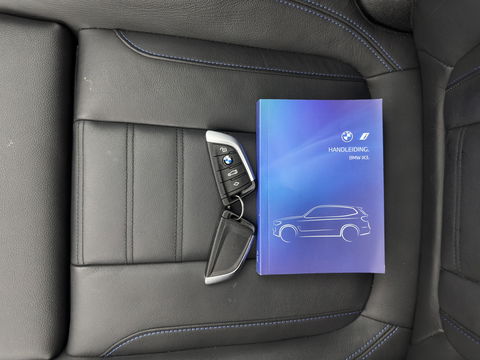 BMW iX3 M-Sportpack High Executive 80 kWh [3-Fase] {SOH-98%} (INCL-BTW) *PANO | LUXURY-LEATHER | HEAD-UP | ADAPTIVE-CRUISE | HEATED-SPORTSEATS | KEYLESS | SHIFT-PADDLES | AMBIENT-LIGHT | BLIND-SPOT | FULL-LED |  MEMORY-PACK | DIGI-COCKPIT | NAVI-FULLMA