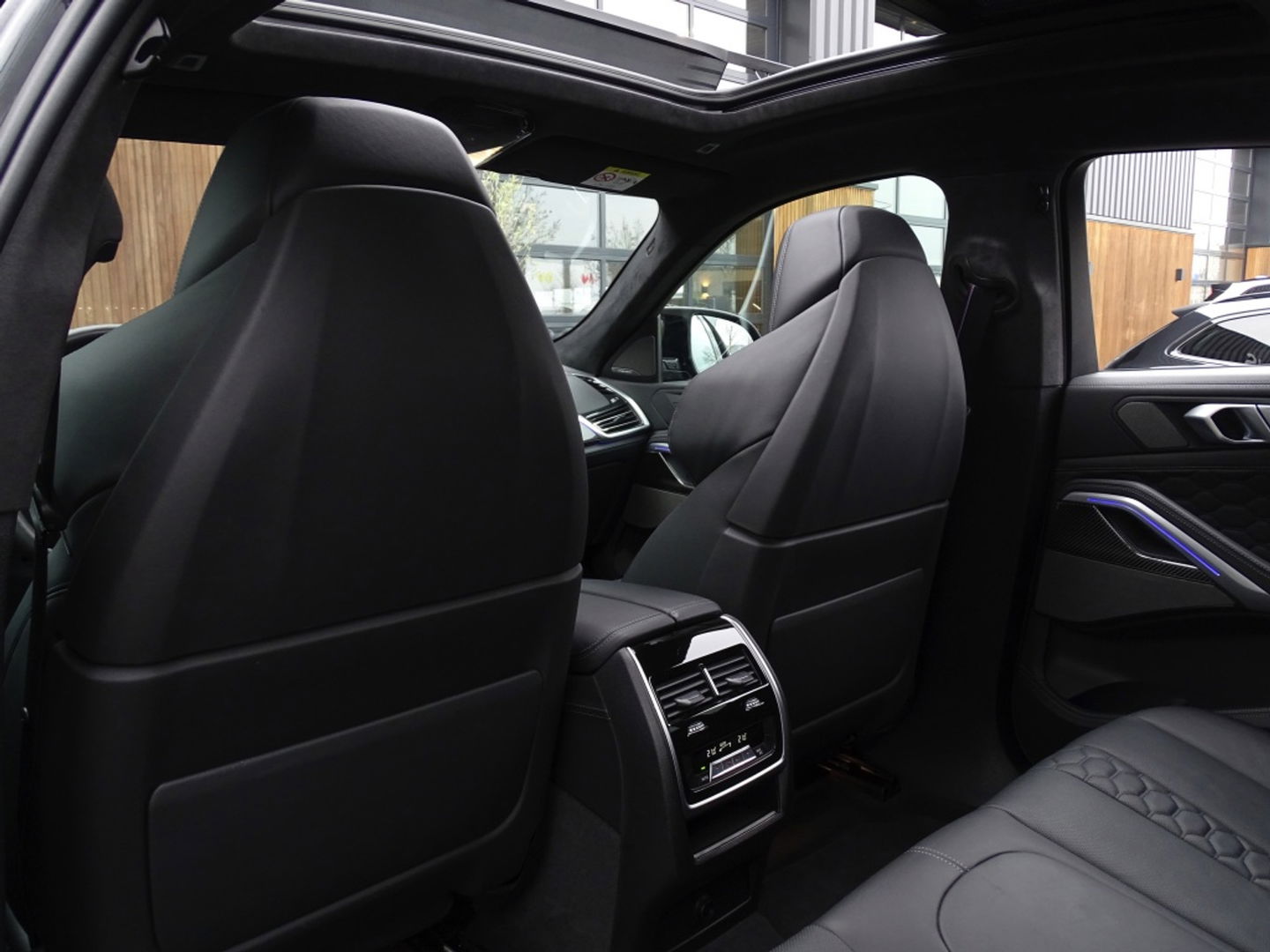 BMW X6 M Competition 627PK / SkyLounge / Carbon / Laser / M- Individual /