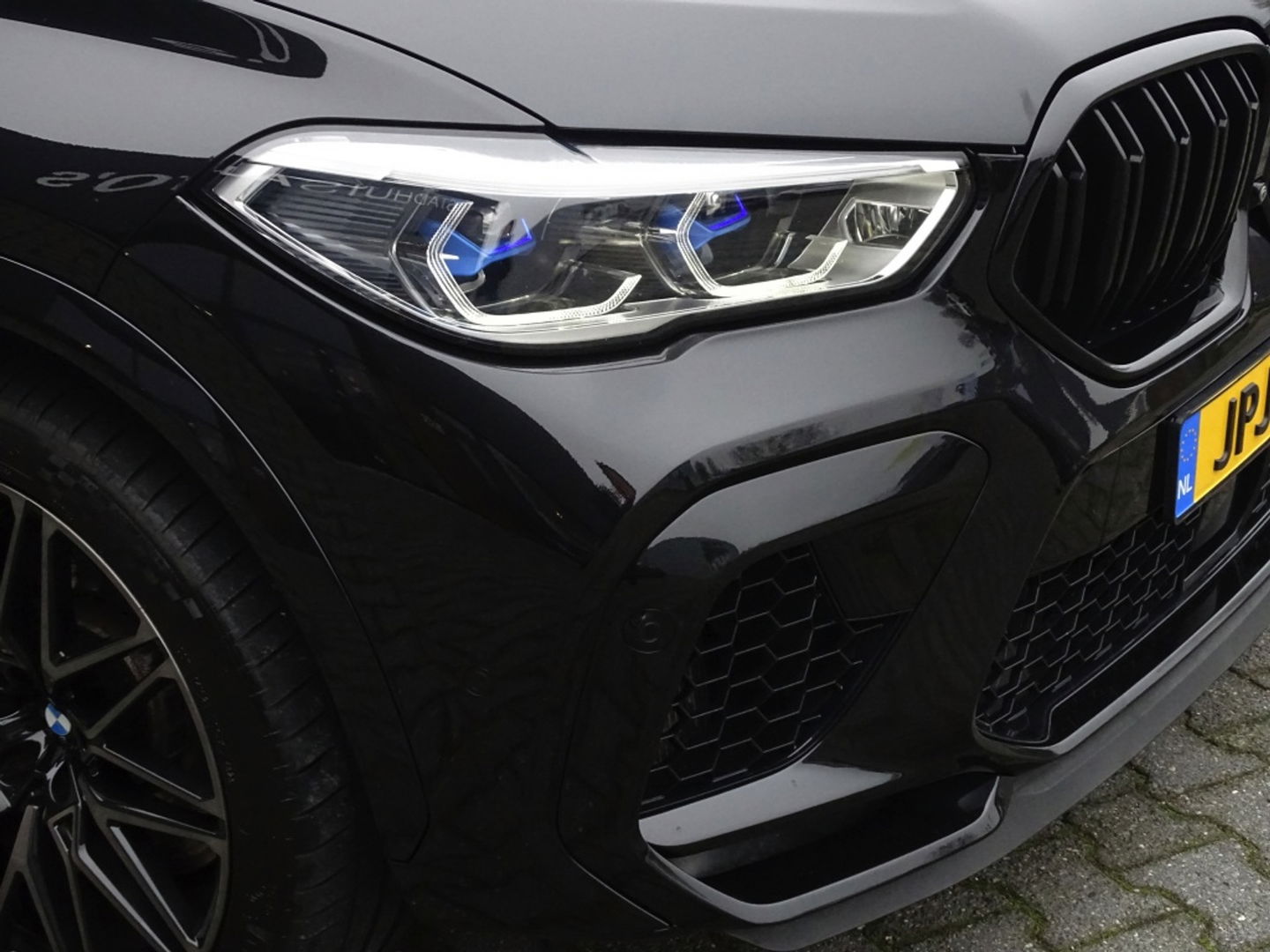 BMW X6 M Competition 627PK / SkyLounge / Carbon / Laser / M- Individual /