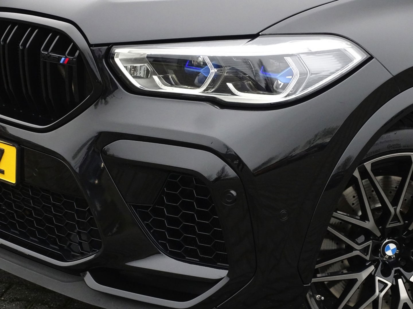 BMW X6 M Competition 627PK / SkyLounge / Carbon / Laser / M- Individual /