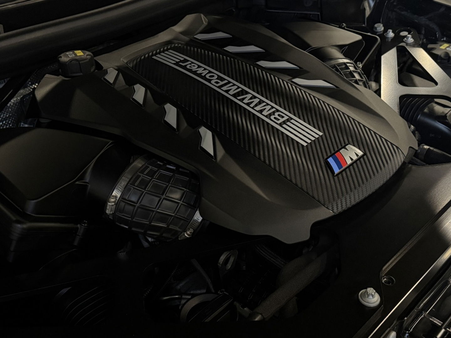 BMW X6 M Competition 627PK / SkyLounge / Carbon / Laser / M- Individual /