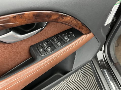 Volvo S80 2.4 D5 Executive Aut. *PANO | LUXURY-LEATHER | XENON | ECC | HEATED-COMFORTSEATS | CRUISE | PDC | WOODEN-INLAY | MEMORY-PACK | NAVI-FULLMAP | DYNAUDIO | TOWBAR | CRUISE | KEYLESS | 18''ALU*