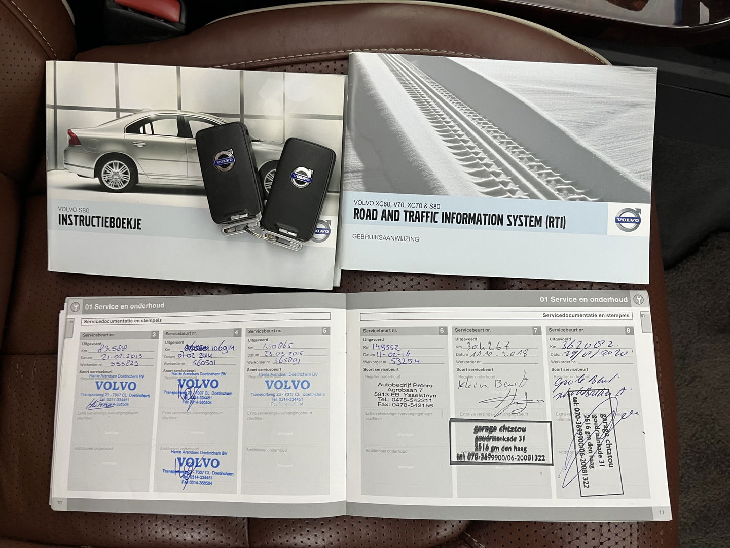 Volvo S80 2.4 D5 Executive Aut. *PANO | LUXURY-LEATHER | XENON | ECC | HEATED-COMFORTSEATS | CRUISE | PDC | WOODEN-INLAY | MEMORY-PACK | NAVI-FULLMAP | DYNAUDIO | TOWBAR | CRUISE | KEYLESS | 18''ALU*