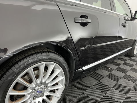 Volvo S80 2.4 D5 Executive Aut. *PANO | LUXURY-LEATHER | XENON | ECC | HEATED-COMFORTSEATS | CRUISE | PDC | WOODEN-INLAY | MEMORY-PACK | NAVI-FULLMAP | DYNAUDIO | TOWBAR | CRUISE | KEYLESS | 18''ALU*