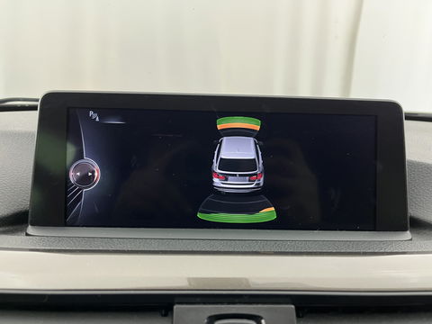 BMW 3 Serie Touring 318d Modern Line High Executive *LEATHER-FABRIC | NAVI-FULLMAP | HEATED-COMFORTSEATS | ECC | PRIVACY-GLASS | TOWBAR | CRUISE | PDC | 17''ALU*