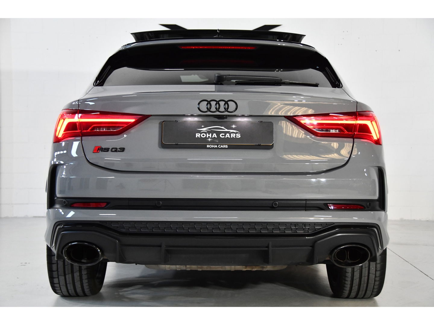 Audi Q3 Sportback 2.5 TFSI RSQ3 Pano*RS Seat*360 Cam*Memory*Sonos