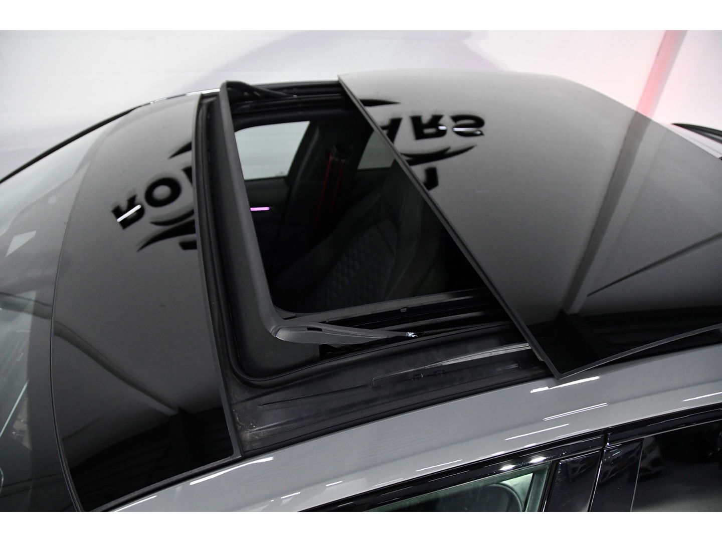 Audi Q3 Sportback 2.5 TFSI RSQ3 Pano*RS Seat*360 Cam*Memory*Sonos