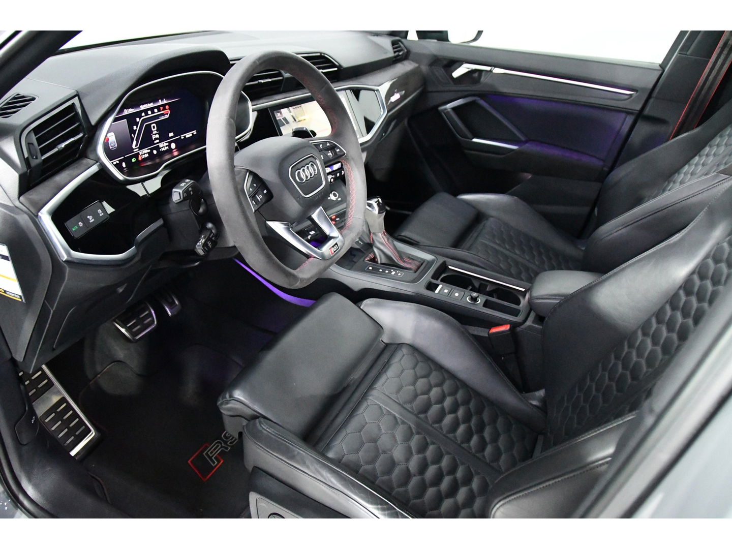 Audi Q3 Sportback 2.5 TFSI RSQ3 Pano*RS Seat*360 Cam*Memory*Sonos