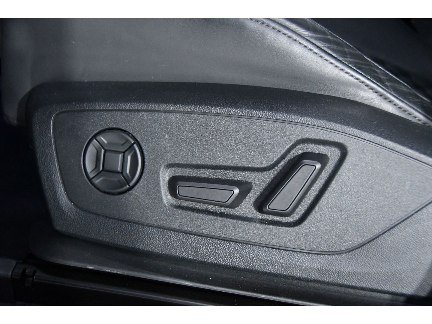 Audi Q3 Sportback 2.5 TFSI RSQ3 Pano*RS Seat*360 Cam*Memory*Sonos