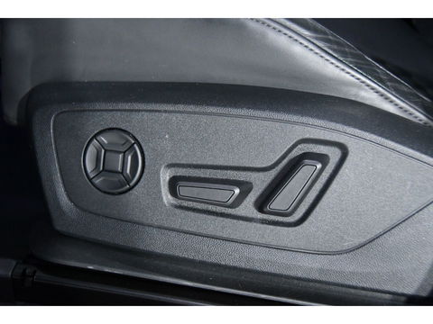 Audi Q3 Sportback 2.5 TFSI RSQ3 Pano*RS Seat*360 Cam*Memory*Sonos