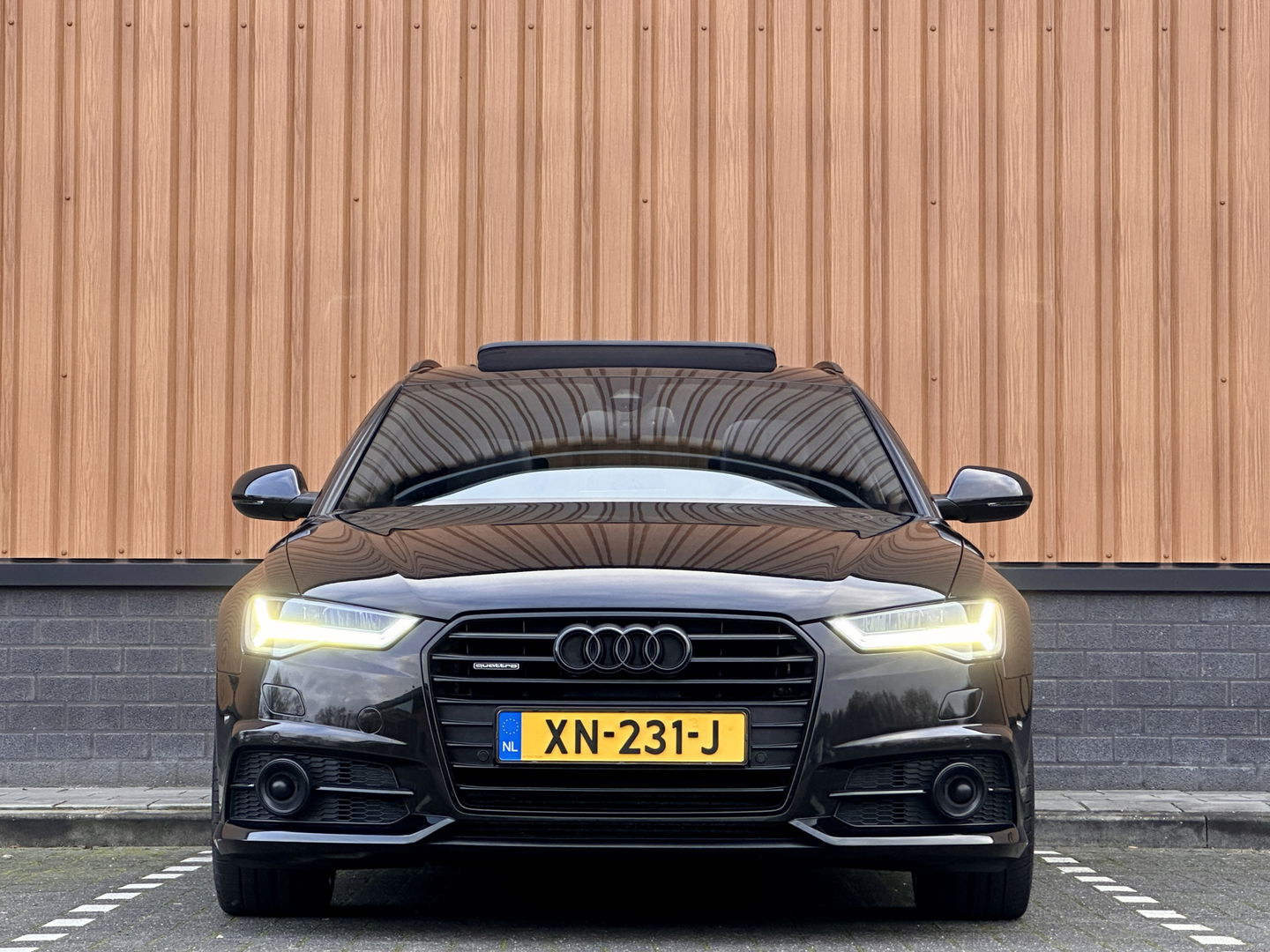 Audi A6 Avant 2.0 TFSI quattro S-Line | Panoramadak | Camera | Apple Carplay | Android Auto | Wegklapbare Trekhaak | ACC | Stoelverwarming | Keyless