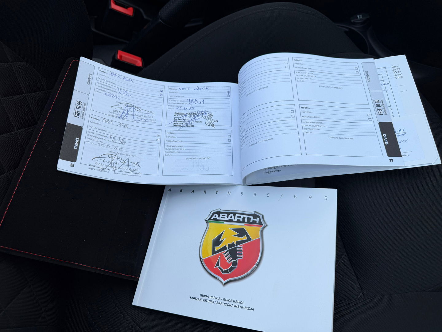 Fiat 500C 1.4 T-Jet Abarth 595C Pista|Carplay|Pdc|Navi|Climate Control|165PK