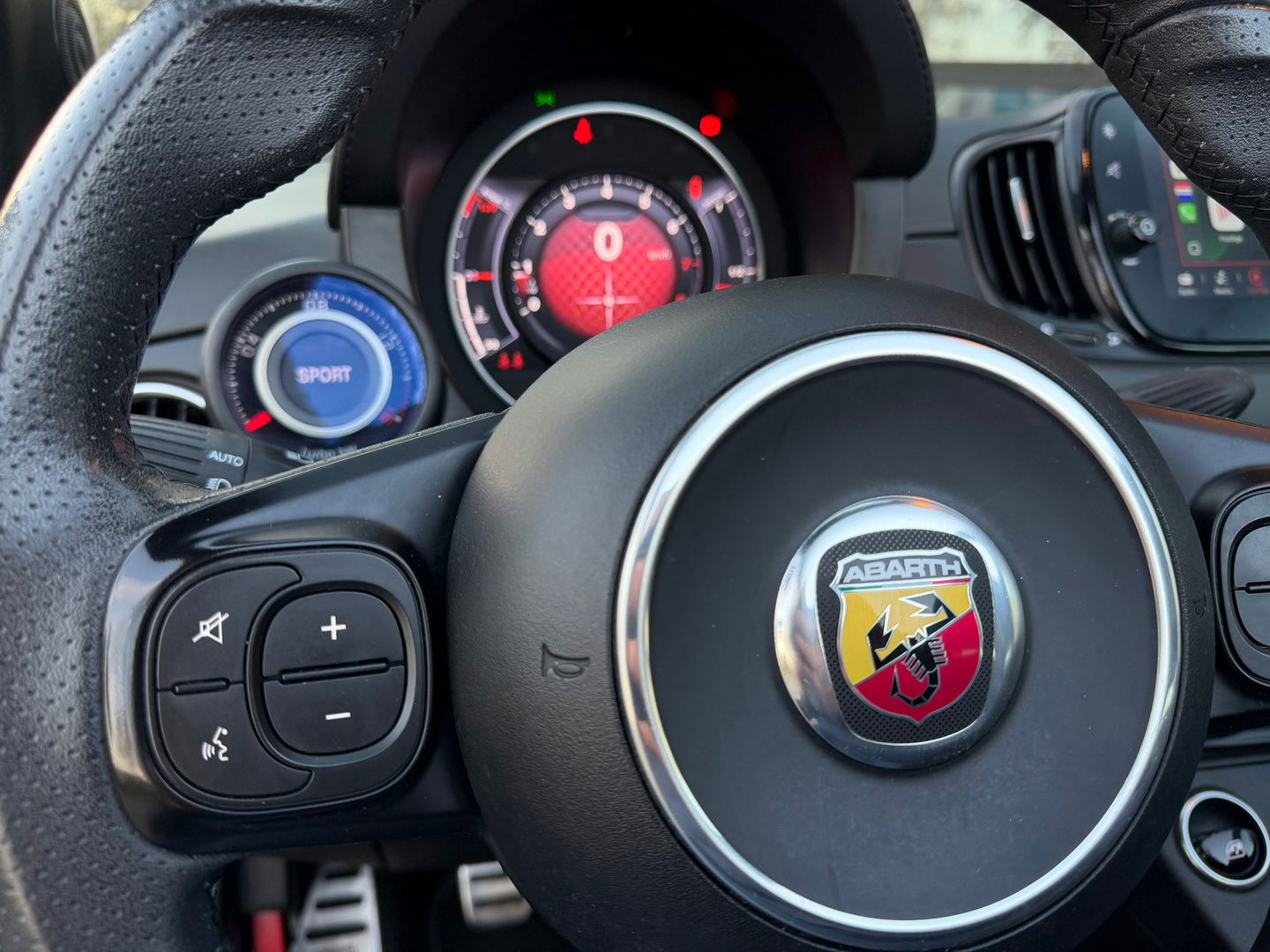 Fiat 500C 1.4 T-Jet Abarth 595C Pista|Carplay|Pdc|Navi|Climate Control|165PK