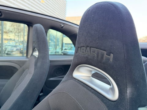 Fiat 500C 1.4 T-Jet Abarth 595C Pista|Carplay|Pdc|Navi|Climate Control|165PK