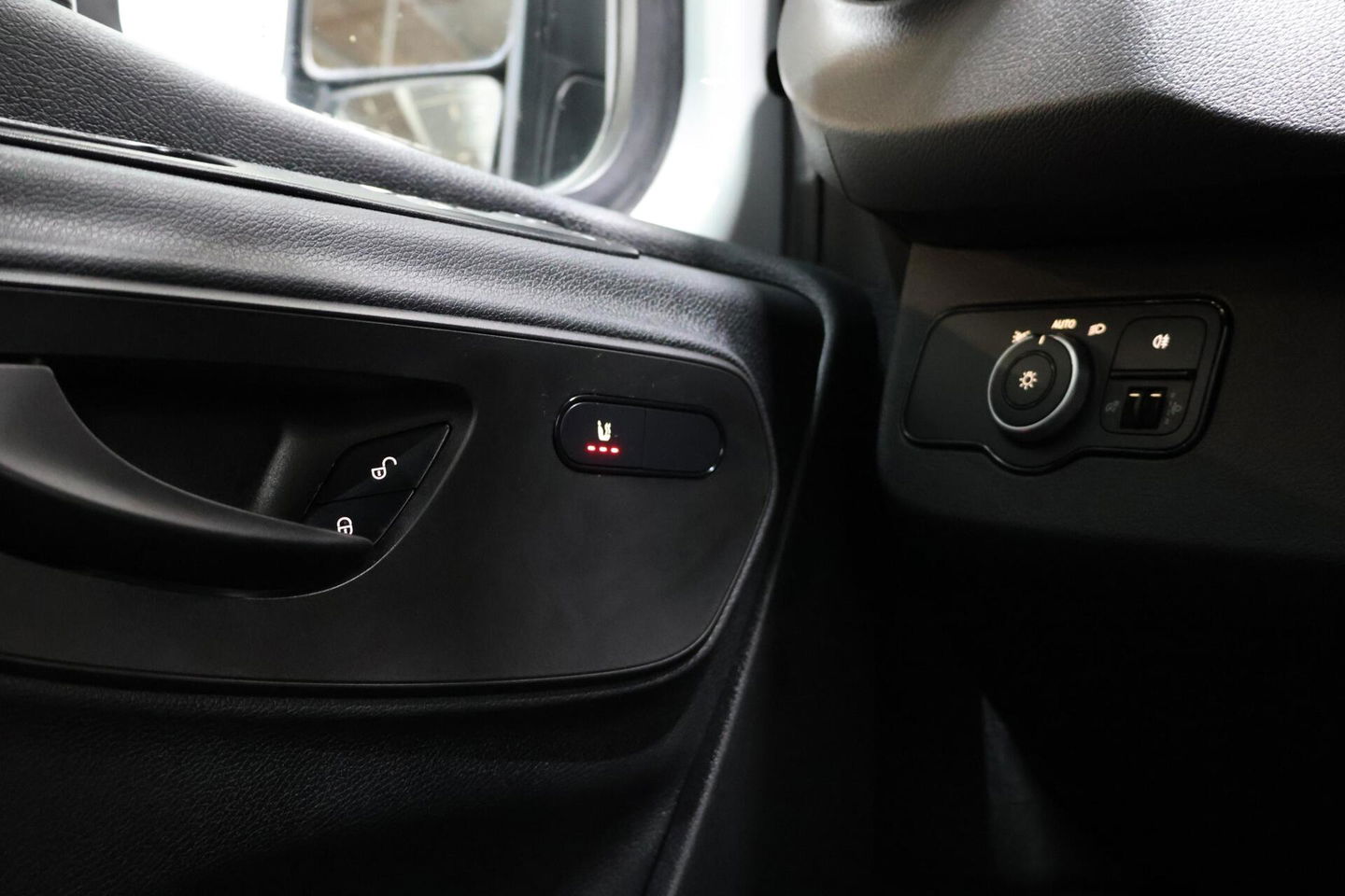 Mercedes-Benz Sprinter bestel 317 1.9 CDI L2H2 RWD