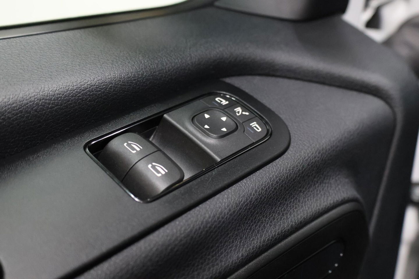 Mercedes-Benz Sprinter bestel 317 1.9 CDI L2H2 RWD