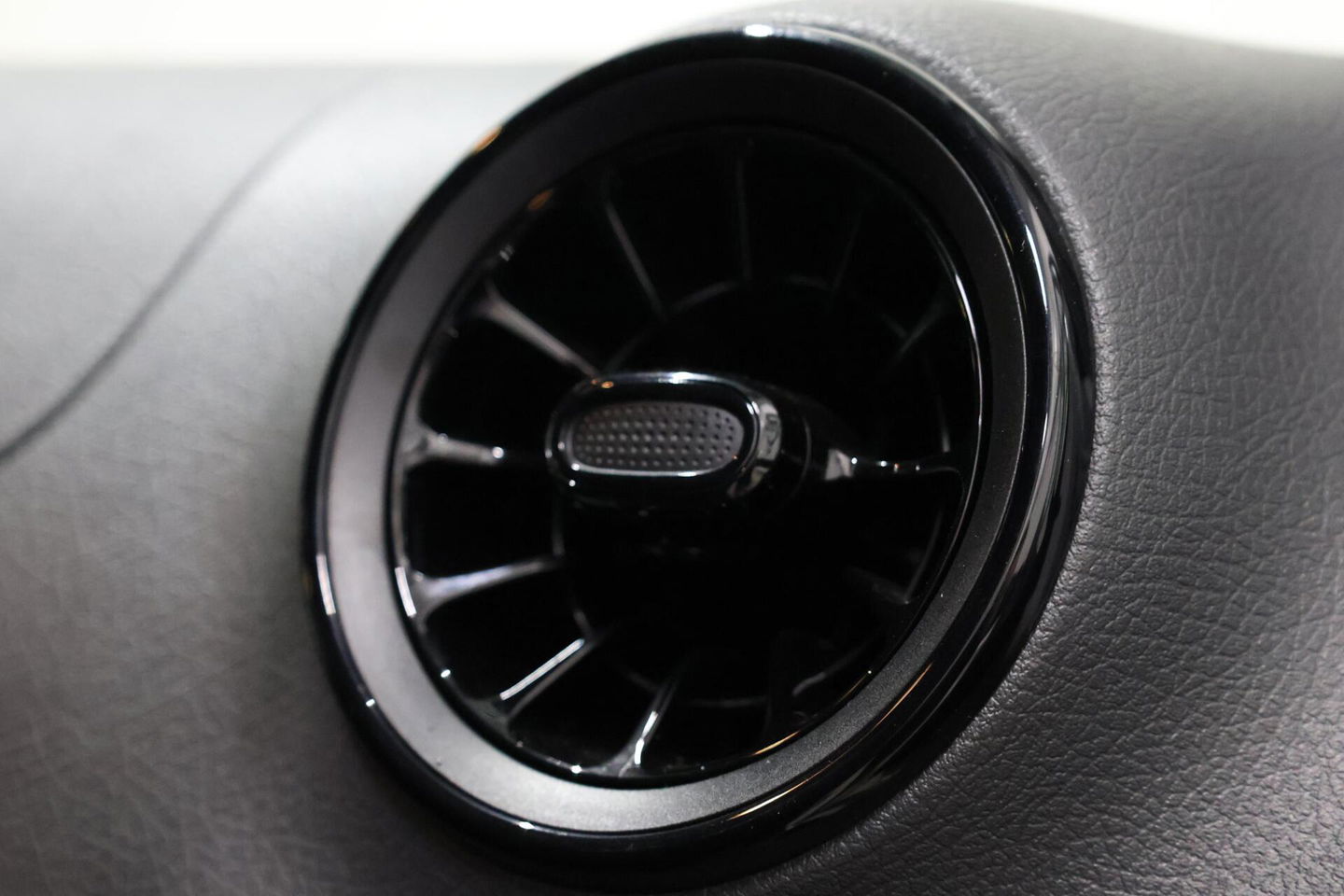 Mercedes-Benz Sprinter bestel 317 1.9 CDI L2H2 RWD