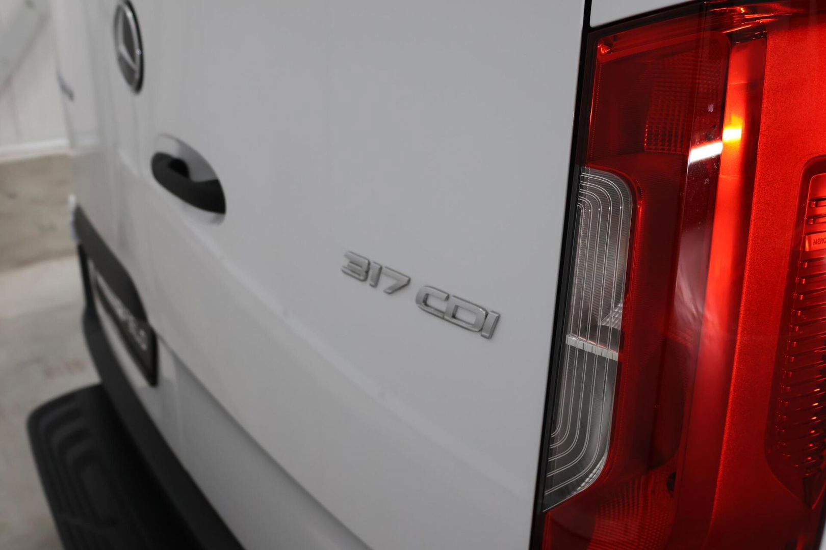 Mercedes-Benz Sprinter bestel 317 1.9 CDI L2H2 RWD