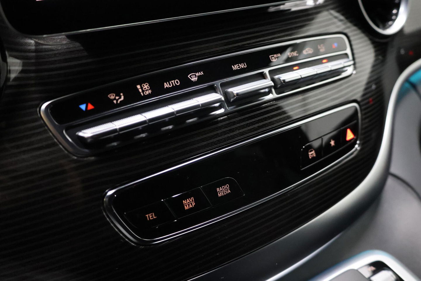 Mercedes-Benz V-Klasse 300d Extra Lang DC Avantgarde Edition