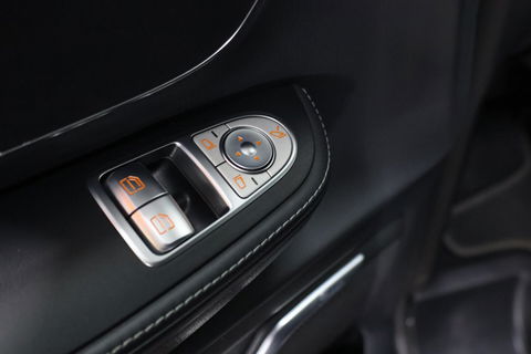 Mercedes-Benz V-Klasse 300d Extra Lang DC Avantgarde Edition
