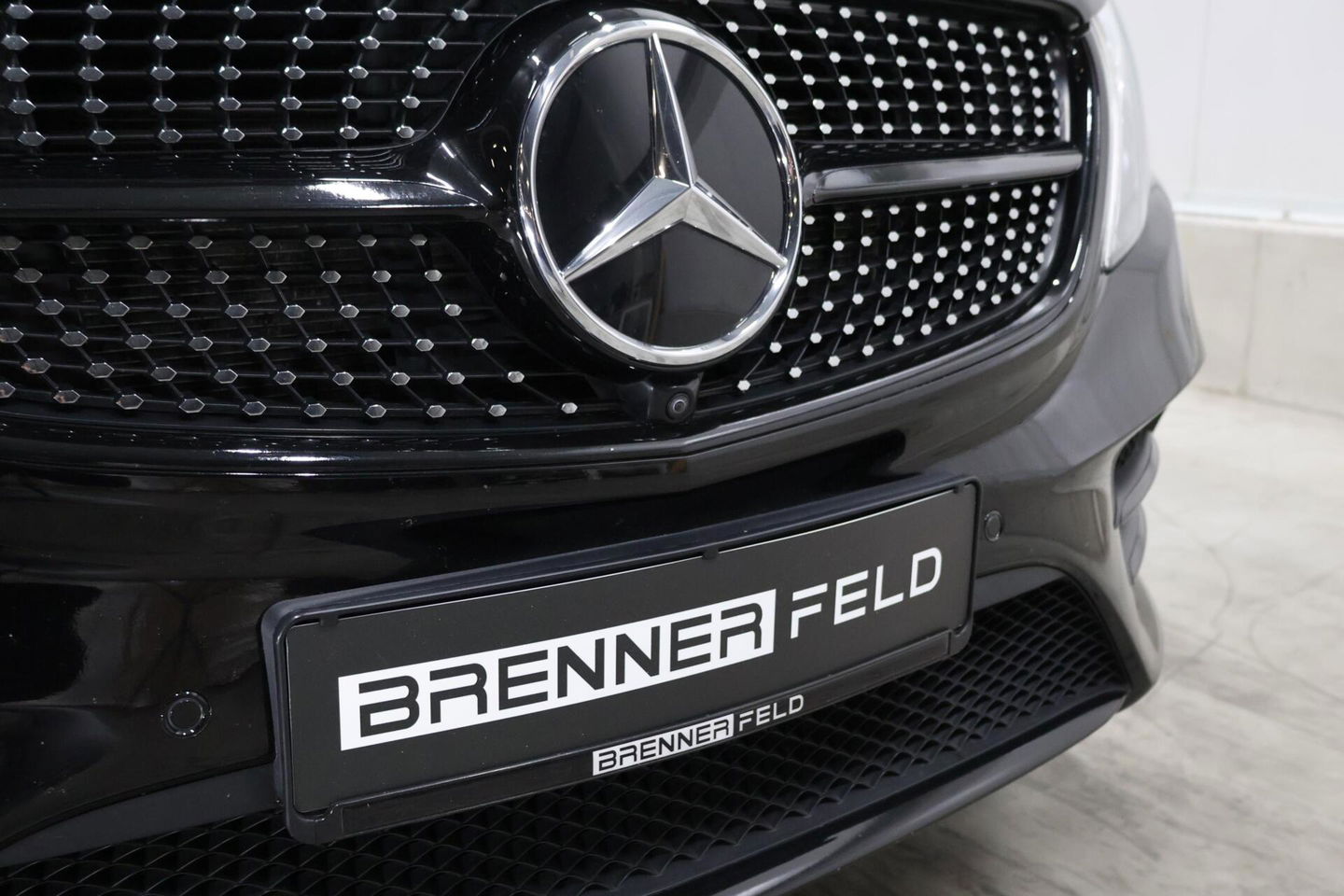 Mercedes-Benz V-Klasse 300d Extra Lang DC Avantgarde Edition