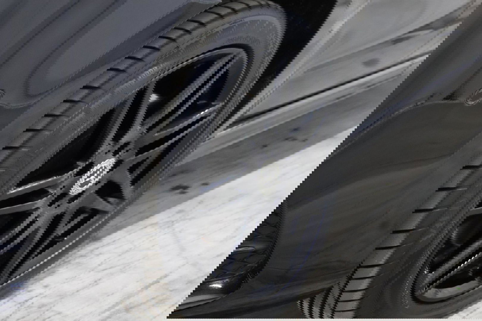 Mercedes-Benz V-Klasse 300d Extra Lang DC Avantgarde Edition