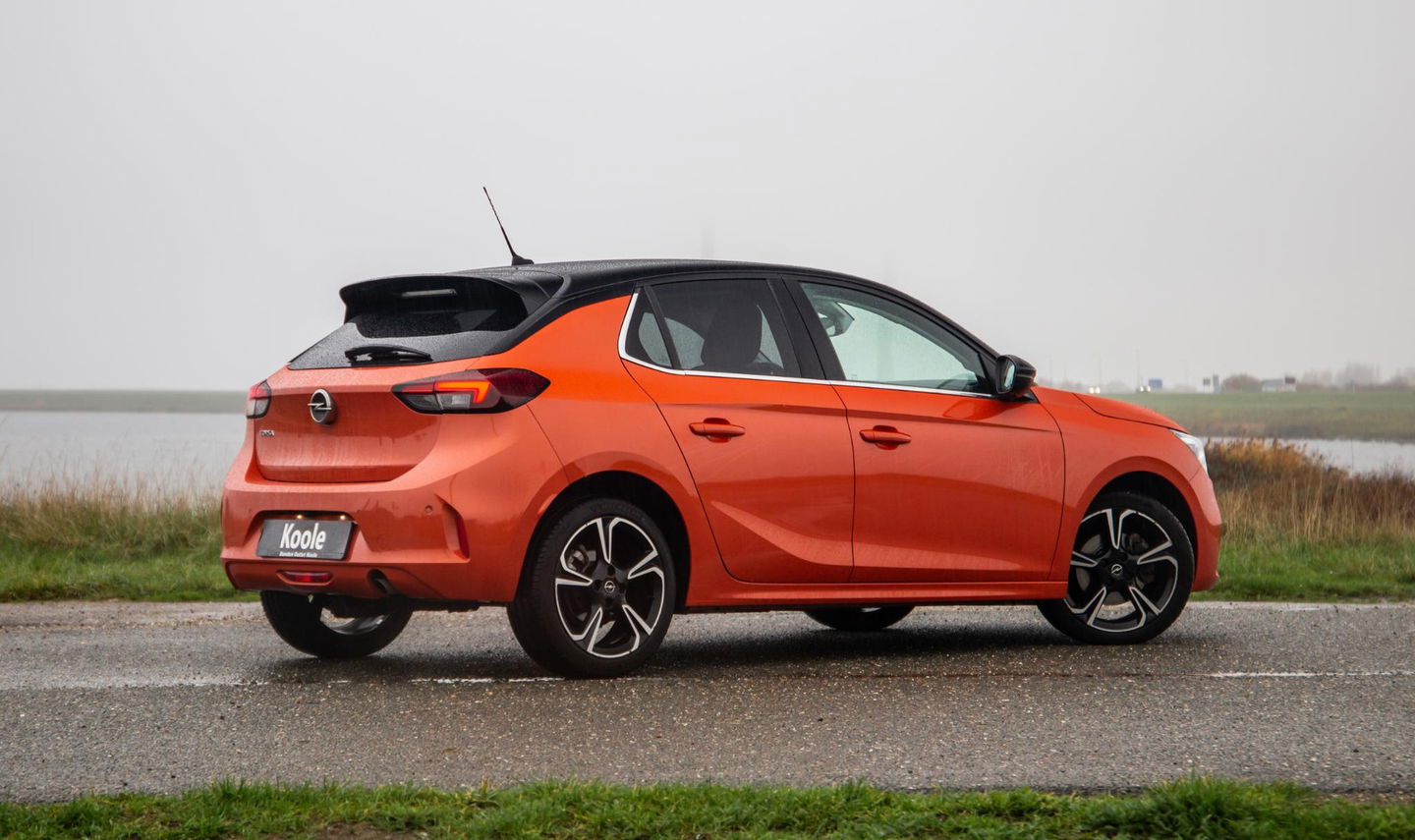 Opel Corsa 1.2 Turbo AUTOMAAT / CARPLAY / CAMERA / DEALER AUTO