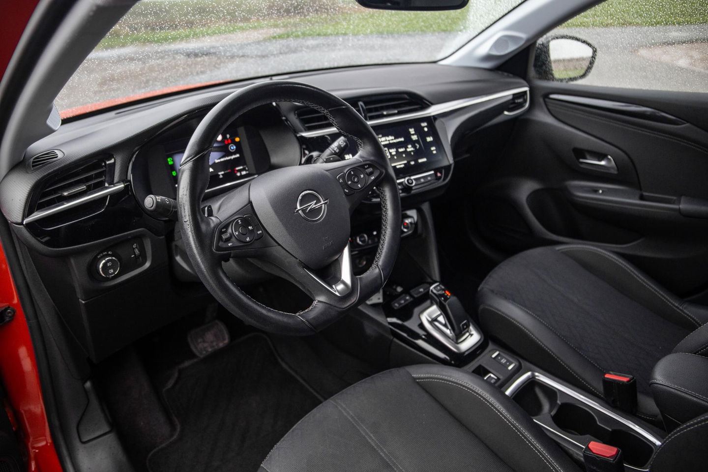 Opel Corsa 1.2 Turbo AUTOMAAT / CARPLAY / CAMERA / DEALER AUTO