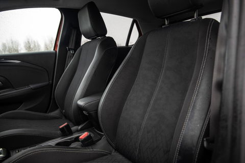 Opel Corsa 1.2 Turbo AUTOMAAT / CARPLAY / CAMERA / DEALER AUTO