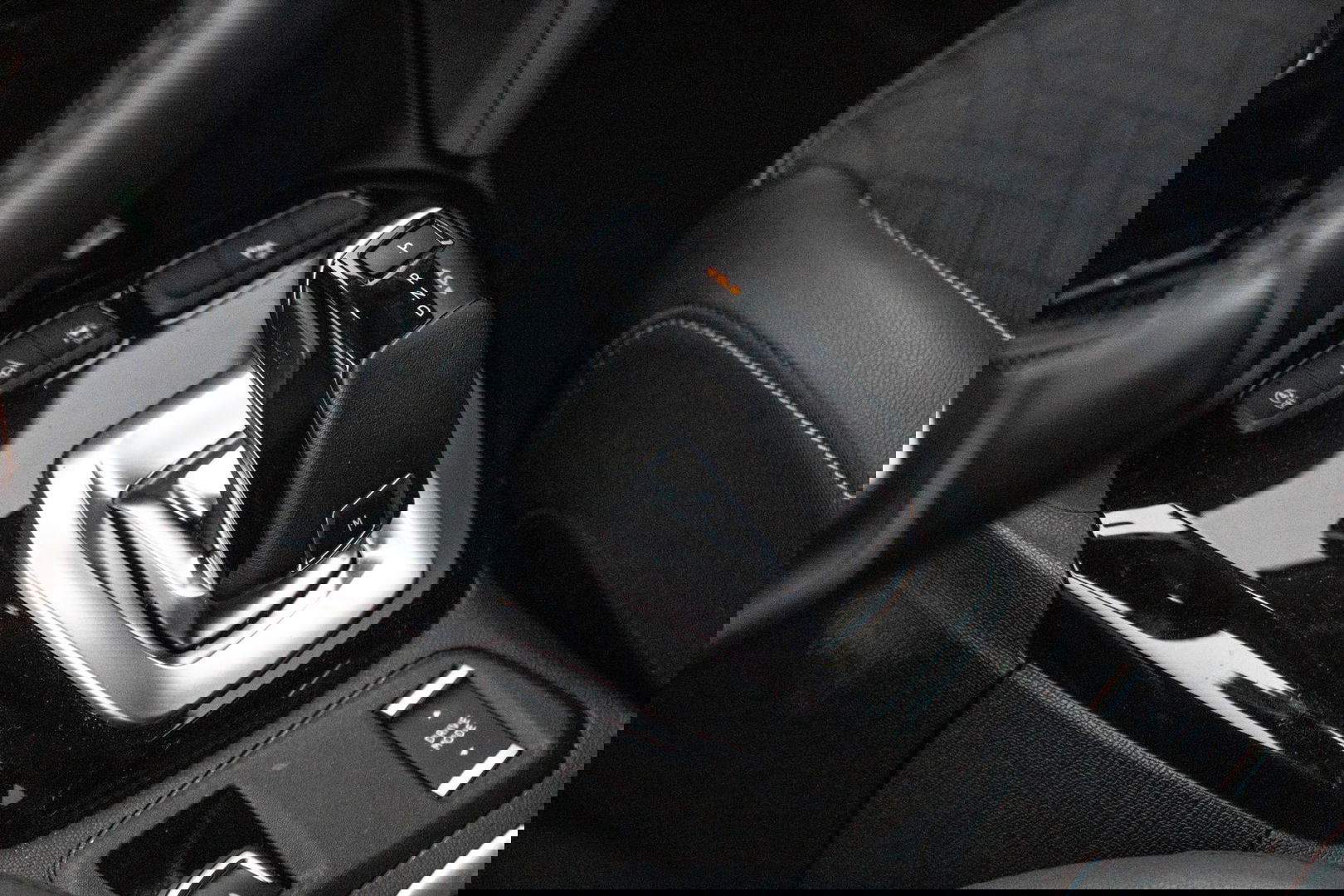 Opel Corsa 1.2 Turbo AUTOMAAT / CARPLAY / CAMERA / DEALER AUTO