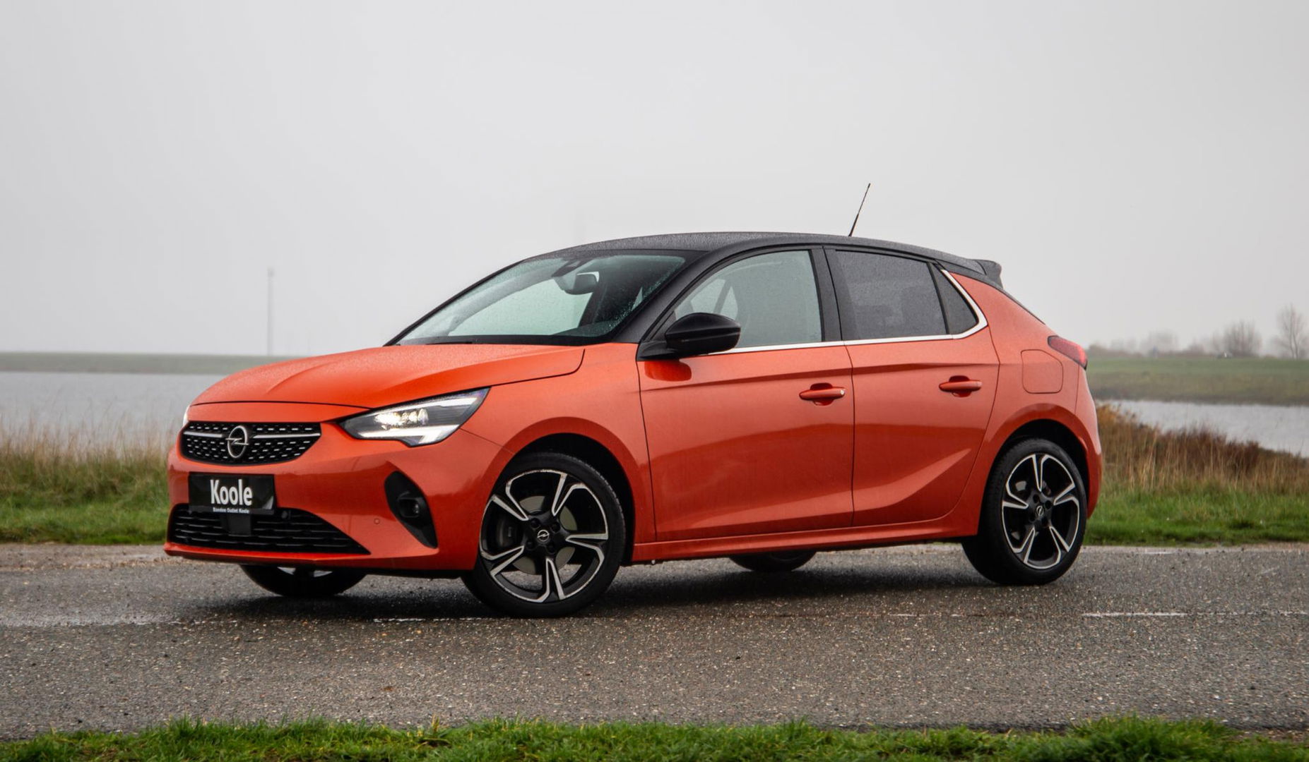 Opel Corsa 1.2 Turbo AUTOMAAT / CARPLAY / CAMERA / DEALER AUTO