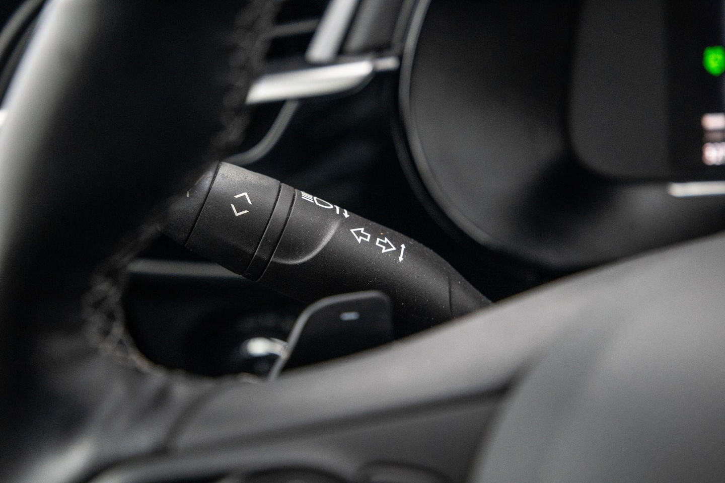 Opel Corsa 1.2 Turbo AUTOMAAT / CARPLAY / CAMERA / DEALER AUTO