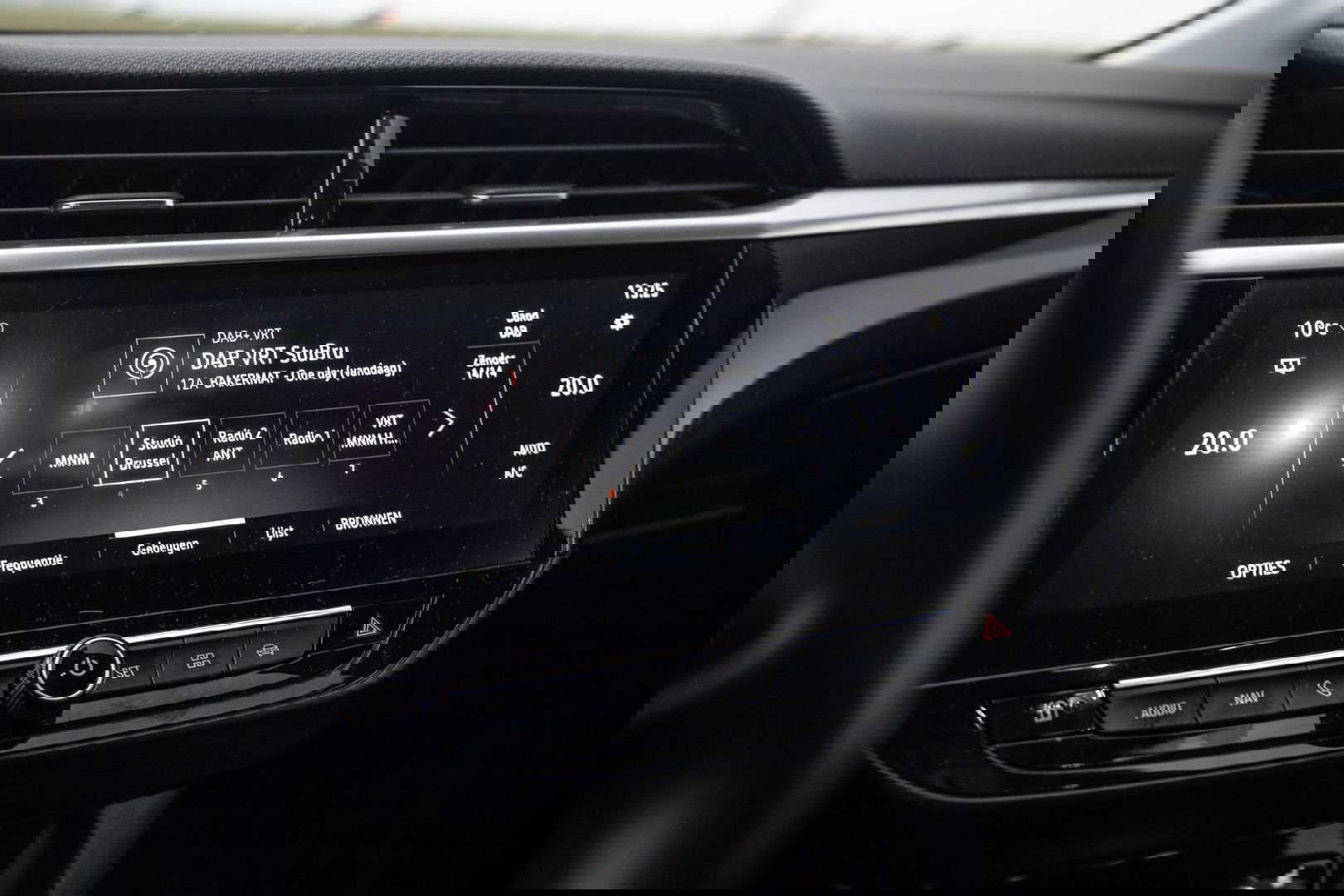 Opel Corsa 1.2 Turbo AUTOMAAT / CARPLAY / CAMERA / DEALER AUTO