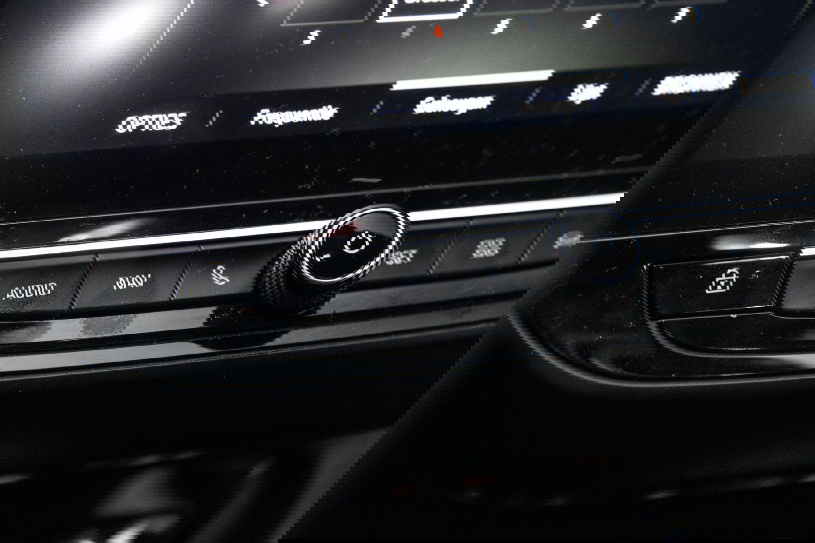 Opel Corsa 1.2 Turbo AUTOMAAT / CARPLAY / CAMERA / DEALER AUTO