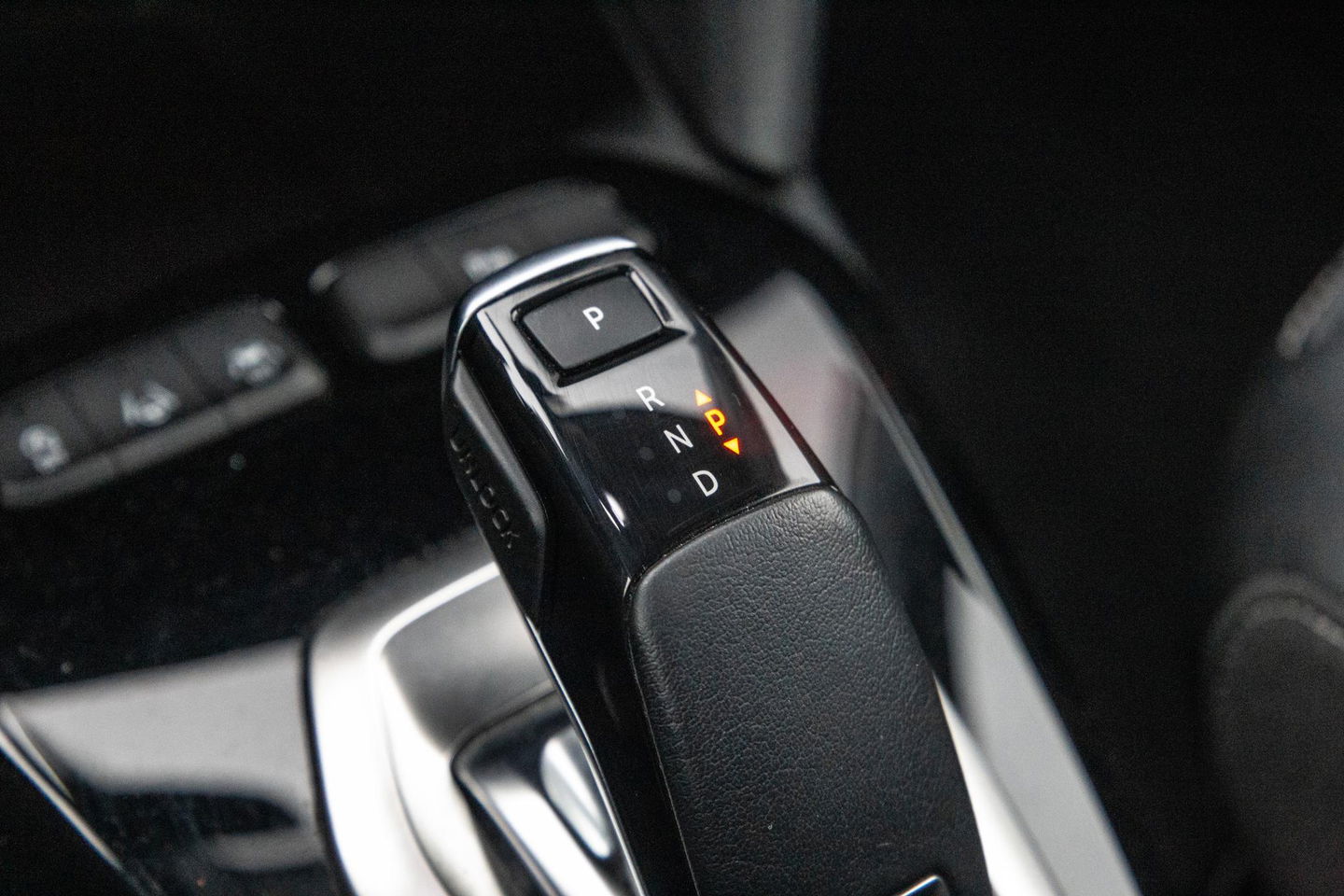 Opel Corsa 1.2 Turbo AUTOMAAT / CARPLAY / CAMERA / DEALER AUTO