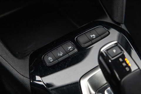 Opel Corsa 1.2 Turbo AUTOMAAT / CARPLAY / CAMERA / DEALER AUTO