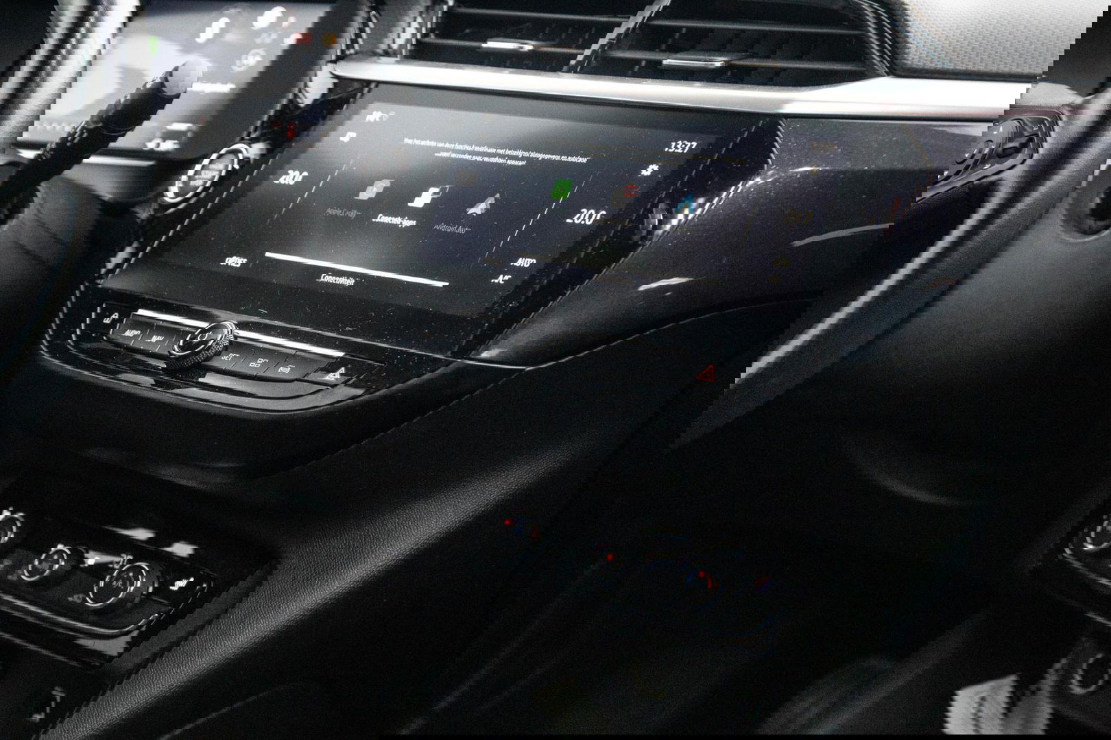 Opel Corsa 1.2 Turbo AUTOMAAT / CARPLAY / CAMERA / DEALER AUTO