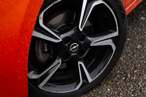 Opel Corsa 1.2 Turbo AUTOMAAT / CARPLAY / CAMERA / DEALER AUTO