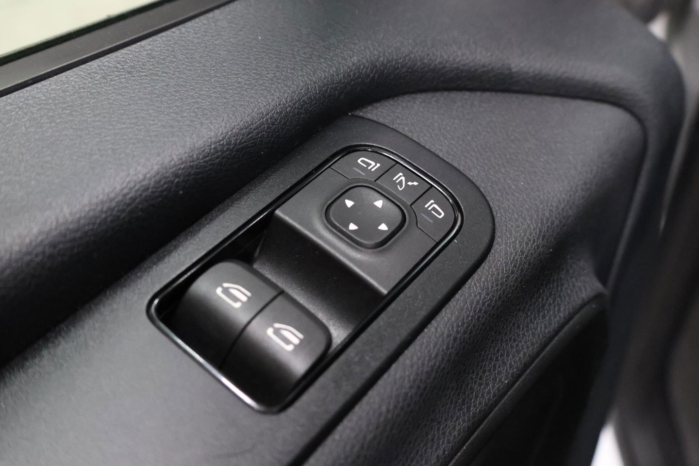 Mercedes-Benz Sprinter bestel 319 1.9 CDI L3H2 RWD