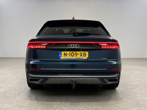 Audi Q8 55 TFSI e Quattro 422PK S-Line | SOH 91% | Virtual | Sfeer | Camera | Stoel/Stuur verw. | Adap. Cruise | Trekh. | Carplay | Keyless | NAP