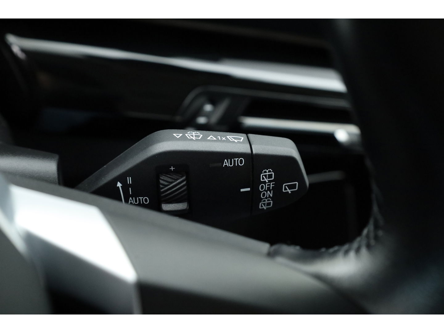 BMW 2 Serie Active Tourer 220i | Navi | Camera | Stoelverw. | Apple CarPlay | Cruise | 17''