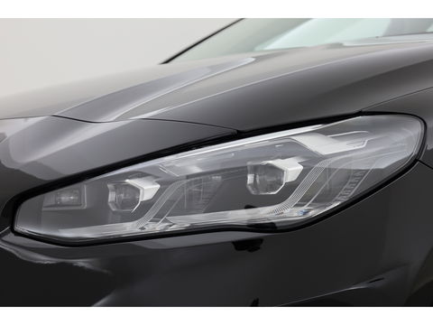 BMW 2 Serie Active Tourer 220i | Navi | Camera | Stoelverw. | Apple CarPlay | Cruise | 17''