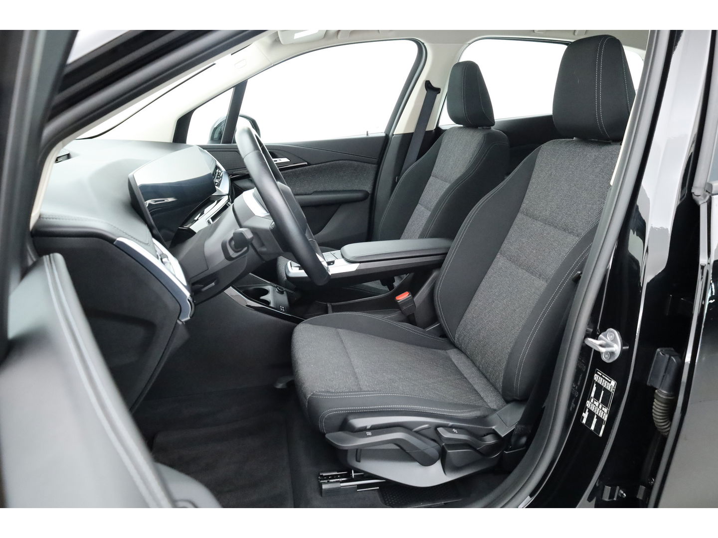 BMW 2 Serie Active Tourer 220i | Navi | Camera | Stoelverw. | Apple CarPlay | Cruise | 17''