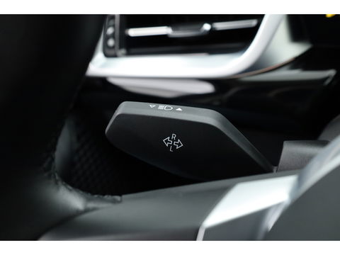 BMW 2 Serie Active Tourer 220i | Navi | Camera | Stoelverw. | Apple CarPlay | Cruise | 17''