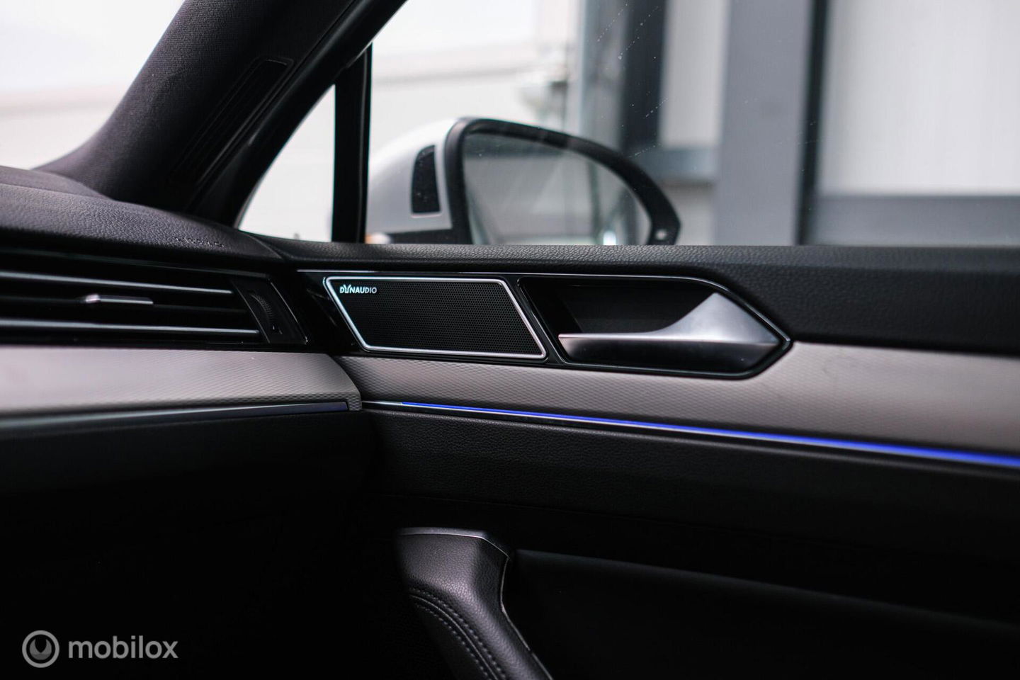 Volkswagen Passat Variant 1.4 TSI GTE Highline | Virtual cockpit | Panoramadak | Trekhaak | Leder | Dynaudio | NL auto NAP | rijklaarprijs |