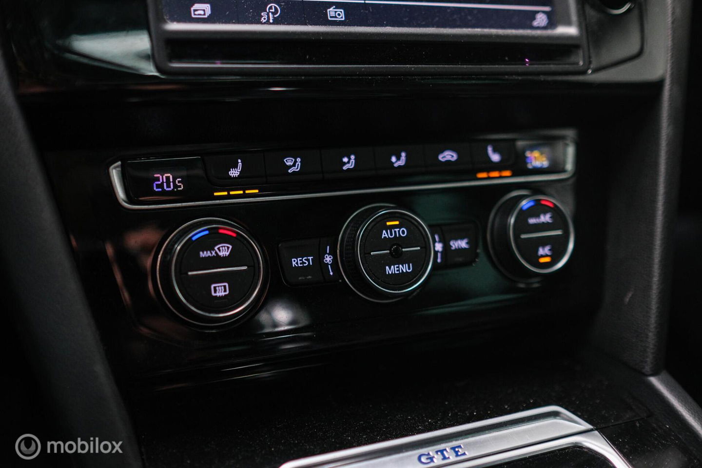 Volkswagen Passat Variant 1.4 TSI GTE Highline | Virtual cockpit | Panoramadak | Trekhaak | Leder | Dynaudio | NL auto NAP | rijklaarprijs |