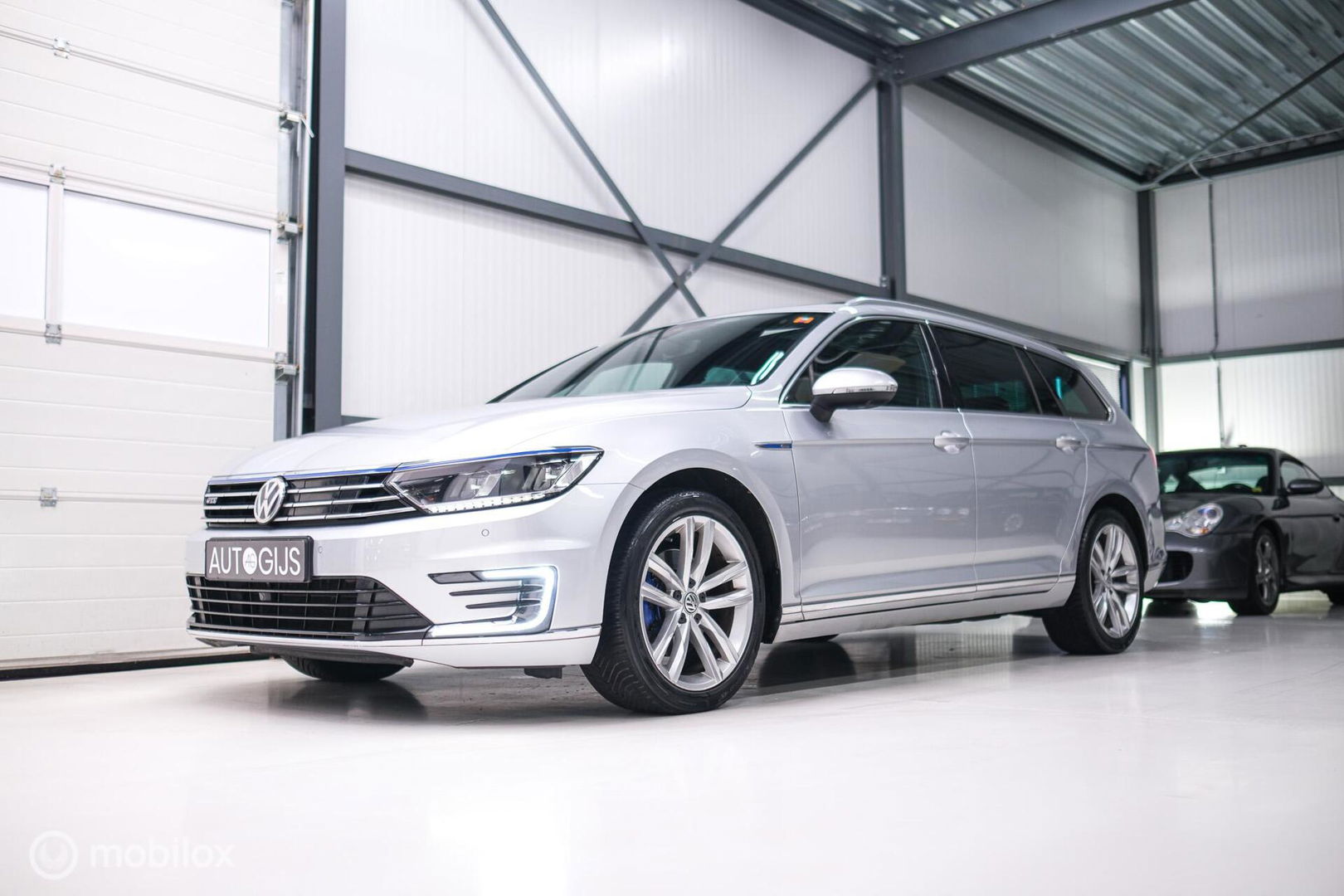 Volkswagen Passat Variant 1.4 TSI GTE Highline | Virtual cockpit | Panoramadak | Trekhaak | Leder | Dynaudio | NL auto NAP | rijklaarprijs |