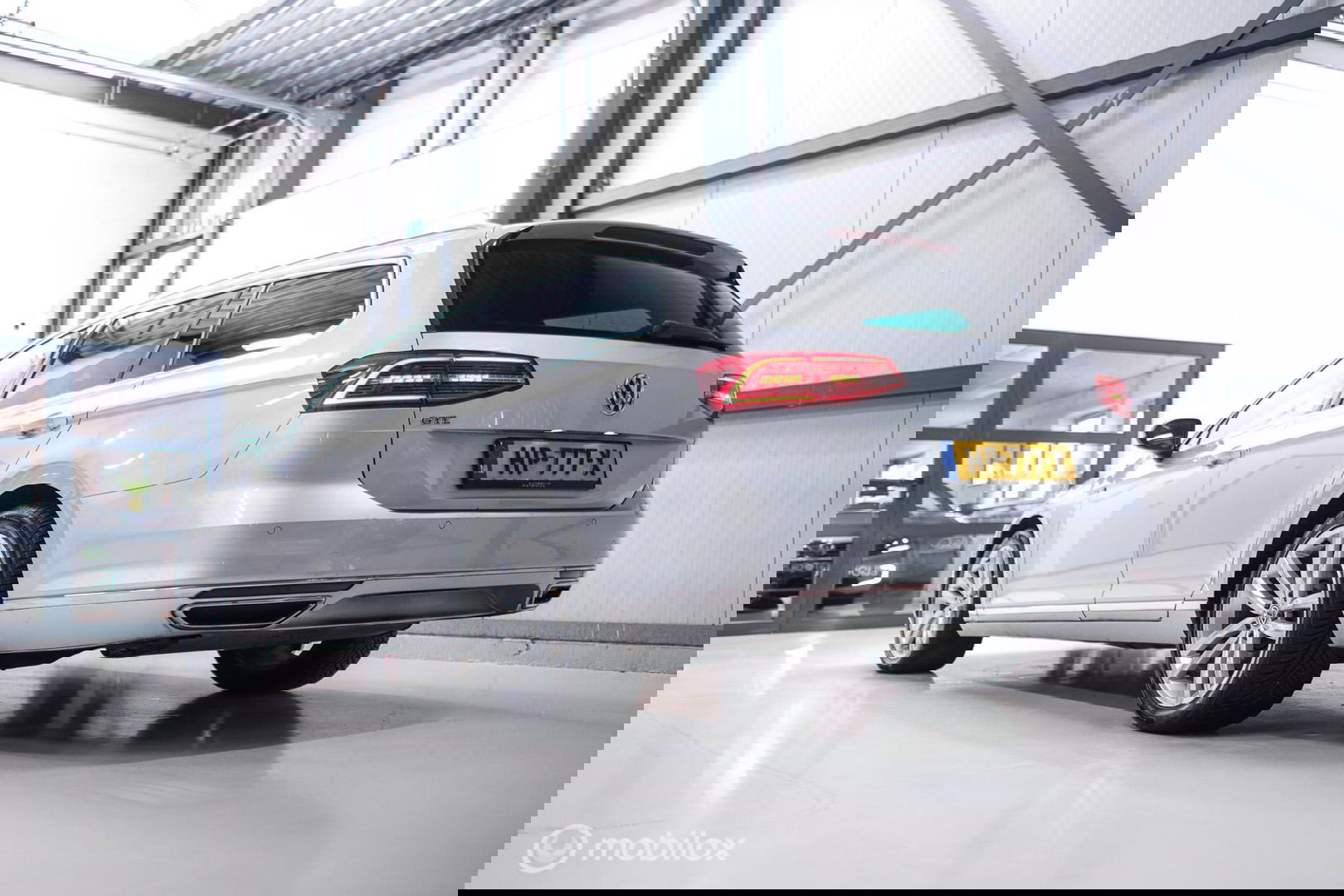 Volkswagen Passat Variant 1.4 TSI GTE Highline | Virtual cockpit | Panoramadak | Trekhaak | Leder | Dynaudio | NL auto NAP | rijklaarprijs |